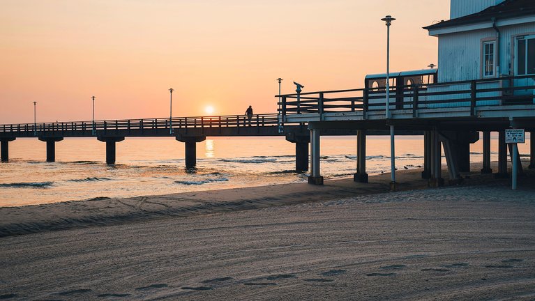 Pier Ahlbeck at sundown | © Konrad Langer